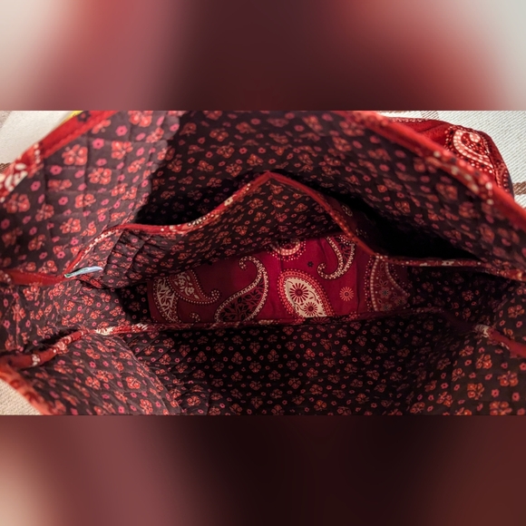 Vera Bradley MESA RED messenger bag - Picture 5 of 14